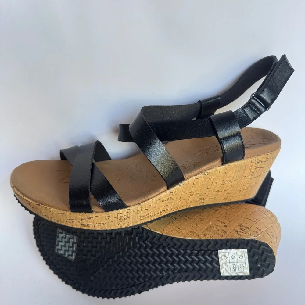 Skechers Luxe Foam Black Wedge Sandals Adjustable‎ Strap Comfortable Shoes Sz 10